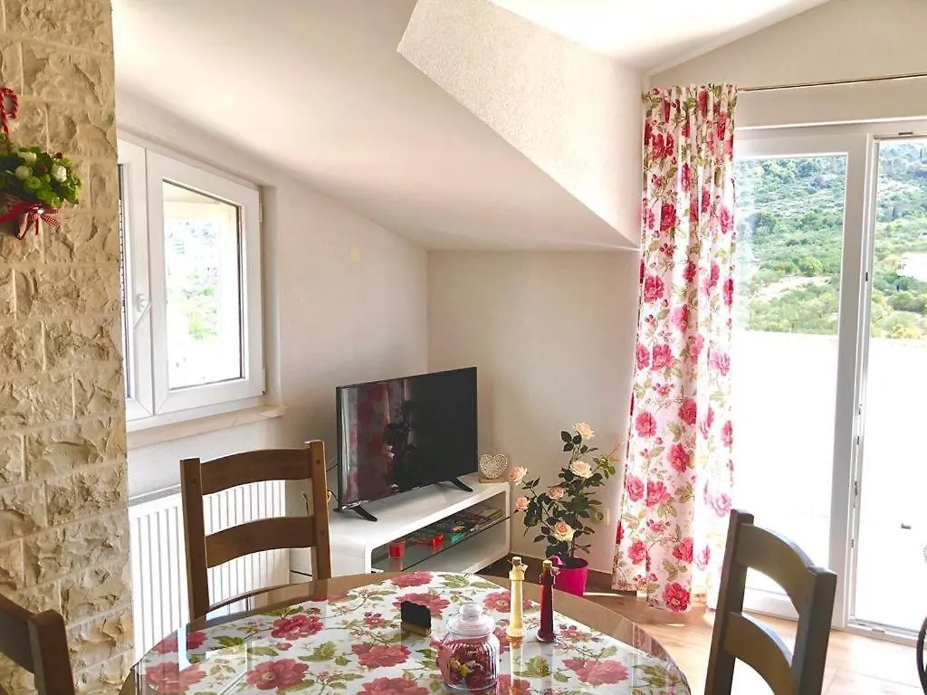 Apartment Zeljana Slatine Chorvatsko