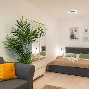 Modern Newly-built By The New York Cafe Apartament Budapeszt