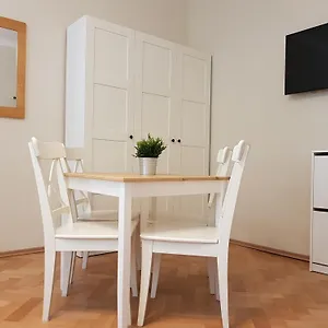 Finnem Pod Znonarkou Apartament Praga